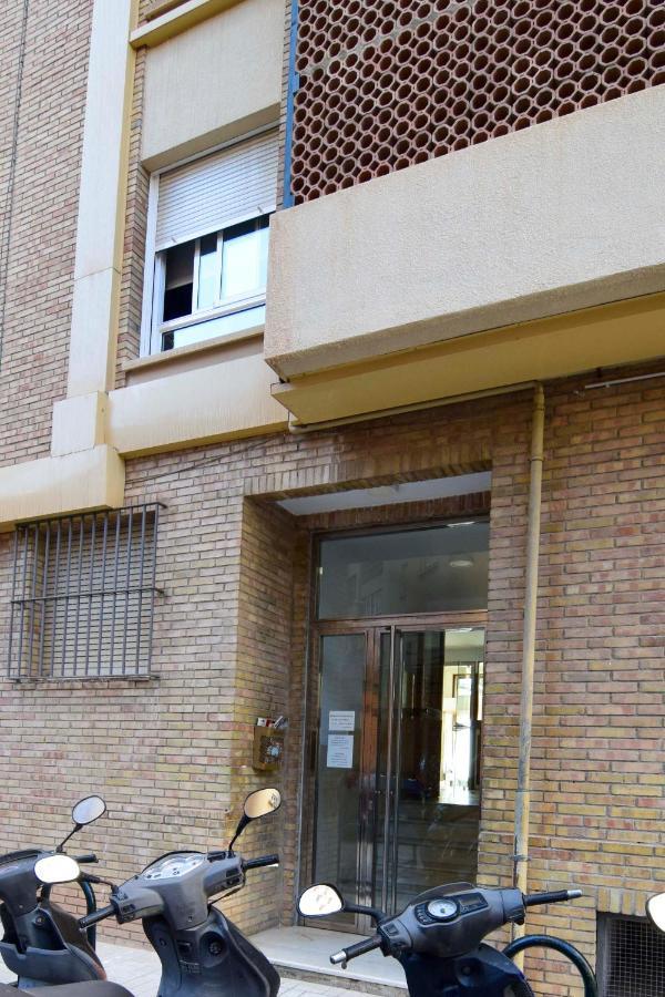 P&P Apartamentos Paseo Maritimo Pablo Ruiz Picasso Málaga Exteriör bild