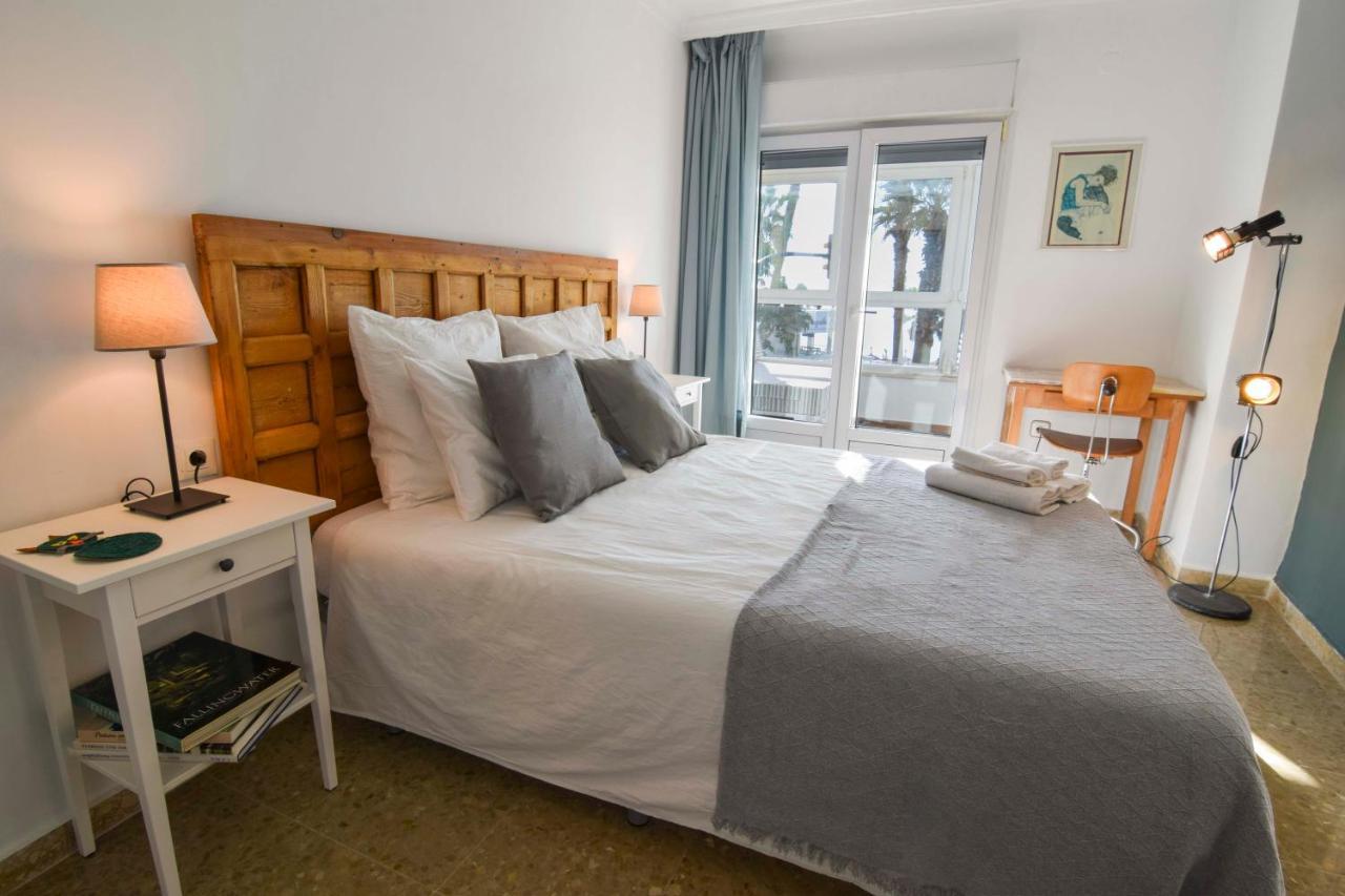 P&P Apartamentos Paseo Maritimo Pablo Ruiz Picasso Málaga Exteriör bild