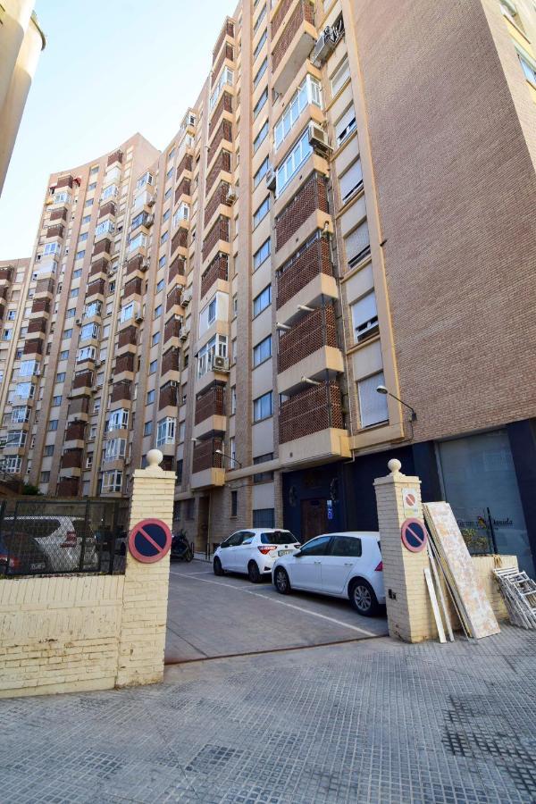P&P Apartamentos Paseo Maritimo Pablo Ruiz Picasso Málaga Exteriör bild
