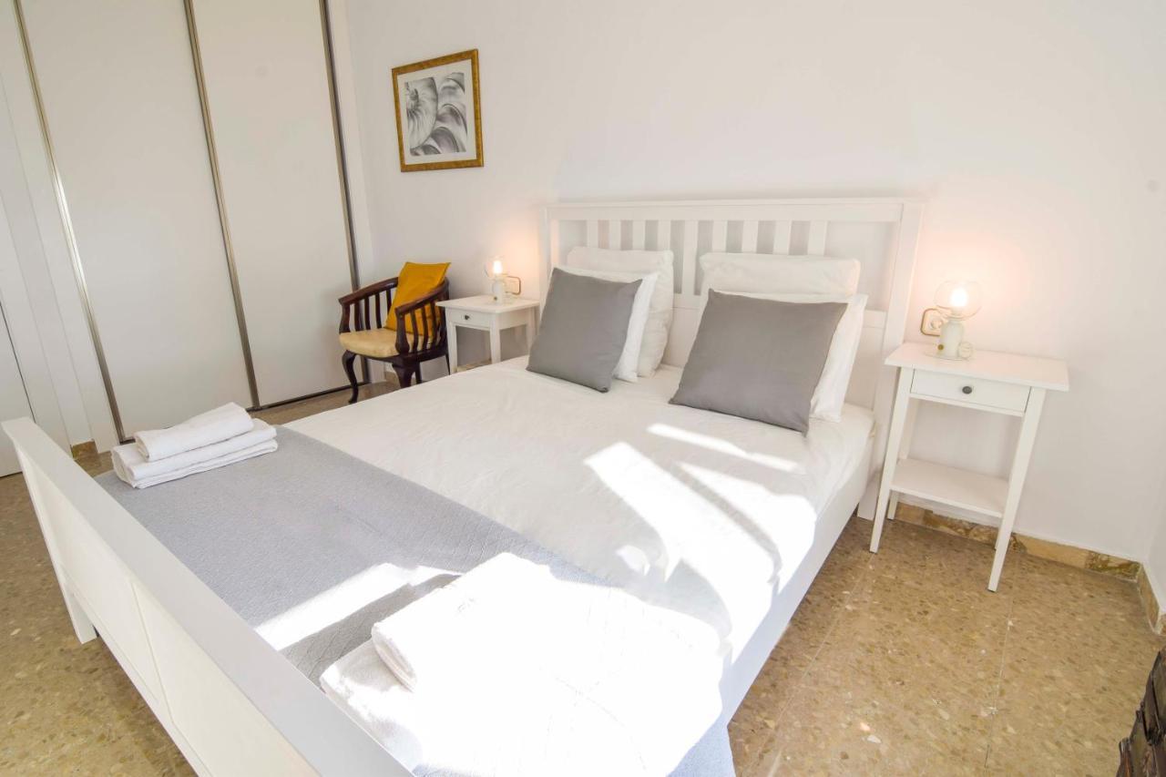 P&P Apartamentos Paseo Maritimo Pablo Ruiz Picasso Málaga Exteriör bild